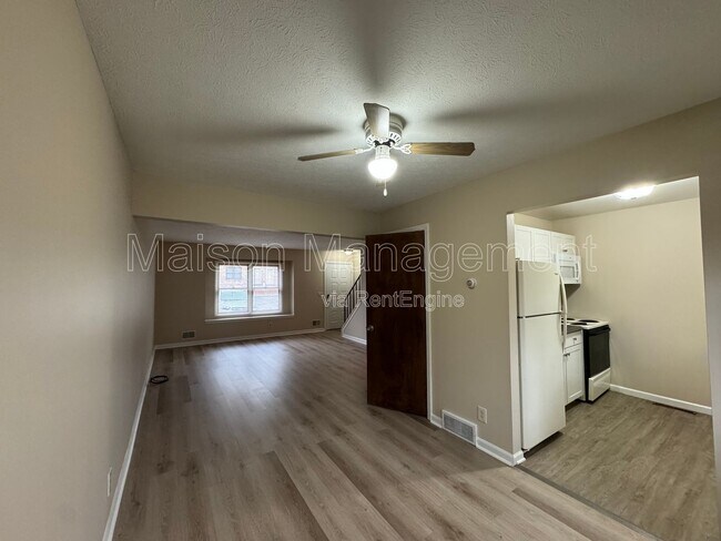 Photo - 419 Britton Rd