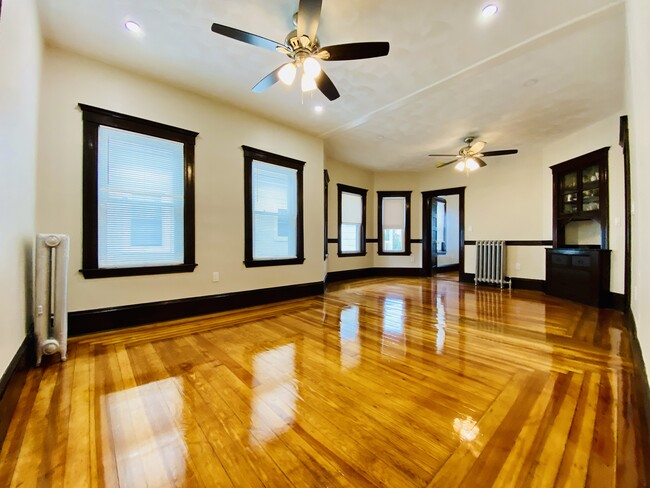 Photo - 85 Albion St Unit 2