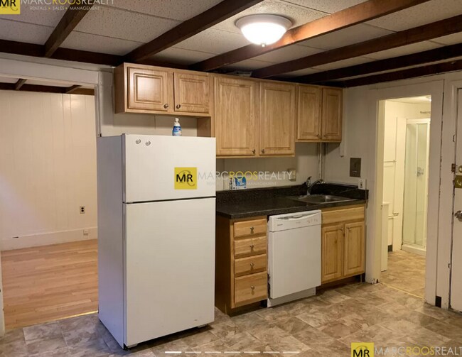 Photo - 200 Cambridge St