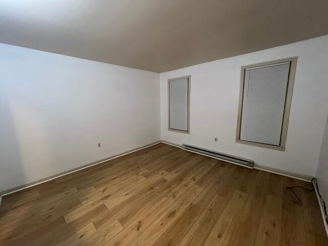 Photo - 117 Walnut St Unidad 2