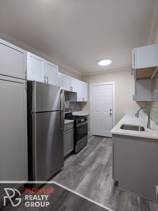 Photo - 3821 N Greenview Ave Unit 1E