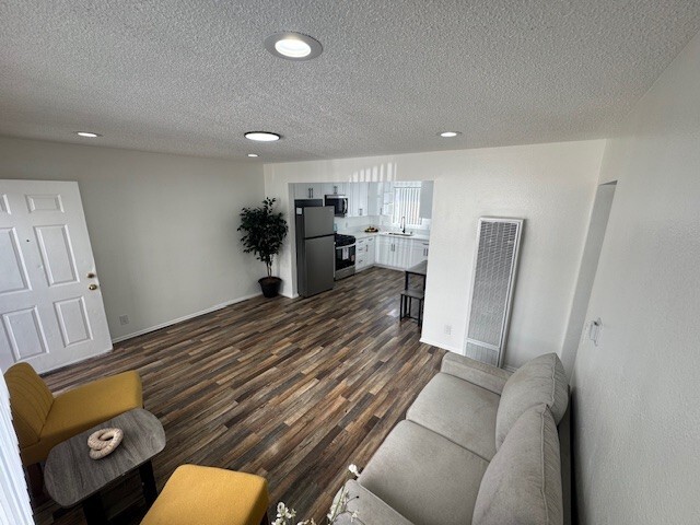 448 W 87th St Unit 2