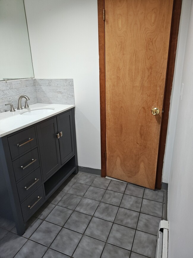 Photo - 621 N Rogers Ave Unit Apartment