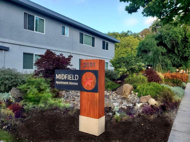 Photo - The Midfield Apartments