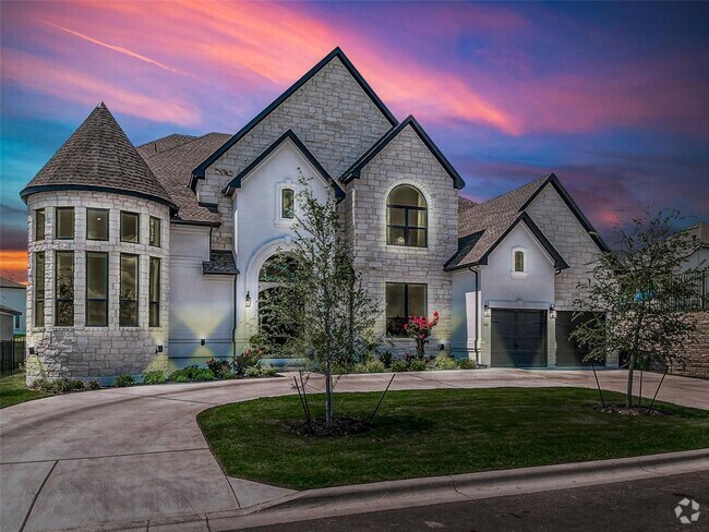 Building Photo - 4525 Via Roma Pass Rental