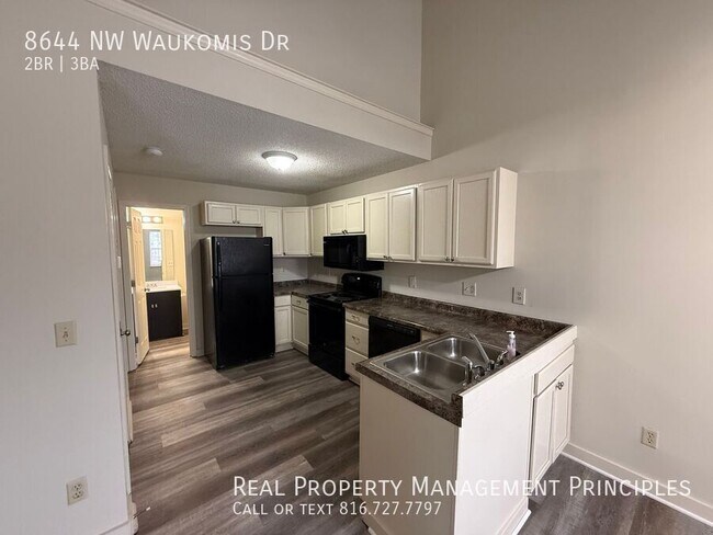 Photo - 8644 NW Waukomis Dr