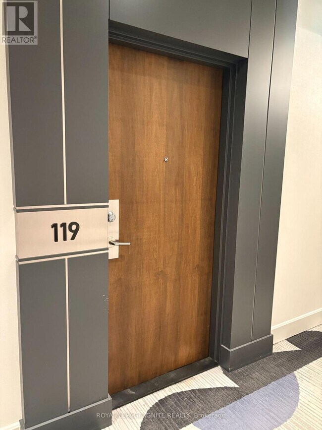 Photo - 701 Sheppard Ave W Unité 119
