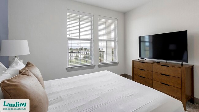 Photo - 2600 Kinship Pkwy Unidad 2-103.1411646