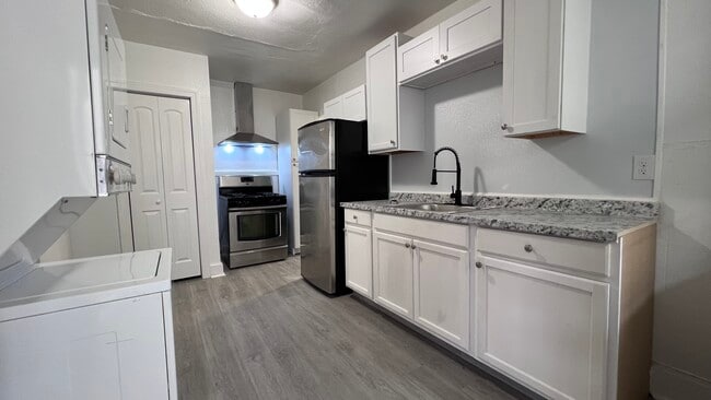 Photo - 1707 Holladay St Unit 6