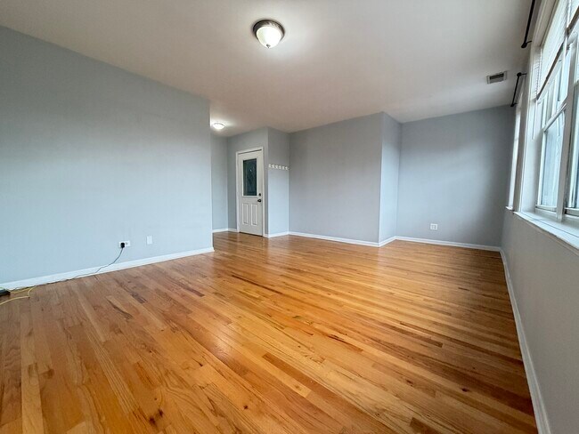 Photo - 1246 W Ohio St Unit 3