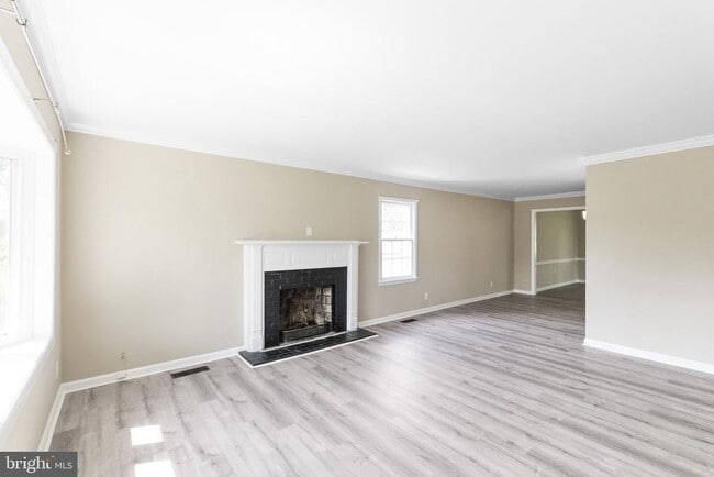 1317 Cedarwood Dr