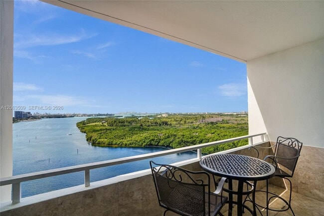 Photo - 500 Bayview Dr Unit PH20