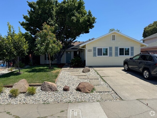 Building Photo - 2940 Candido Dr Unit A Rental