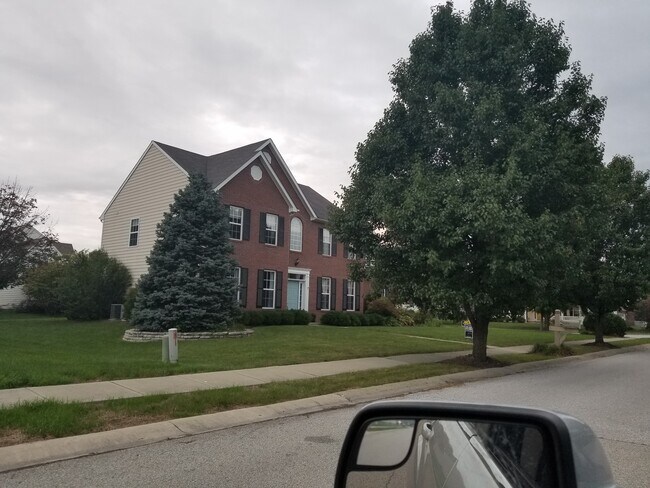 Beautiful Exterior - 2284 Burgundy Way