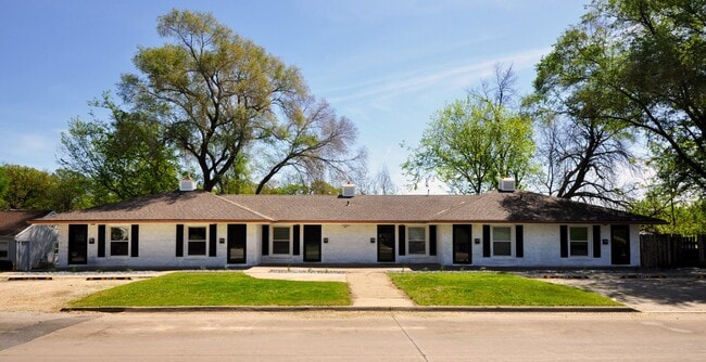 Photo - 925-925 28th St Unit 925