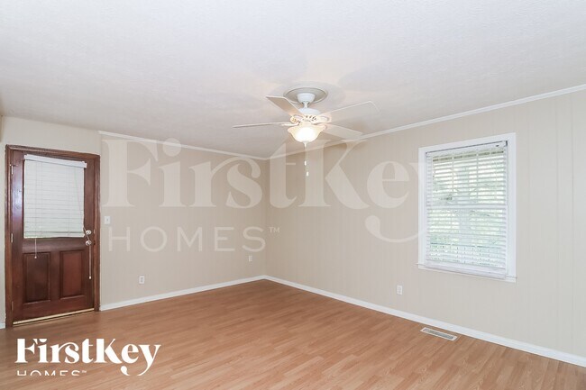 Photo - 3082 Lake Ranch Dr