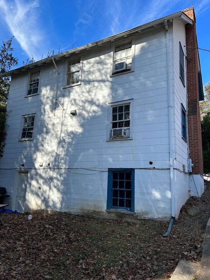 Photo - rb3164 Unit 1912 Stadium Road- B