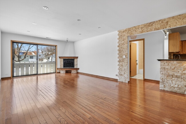 Photo - 3000 Bayside Dr Unit 202