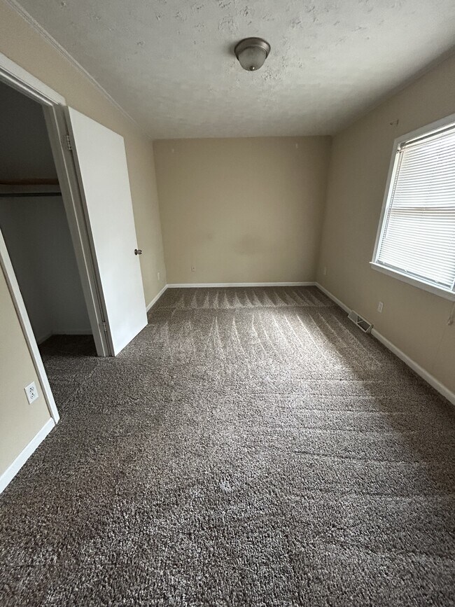 1122 Rolling Hill Dr Unit 1