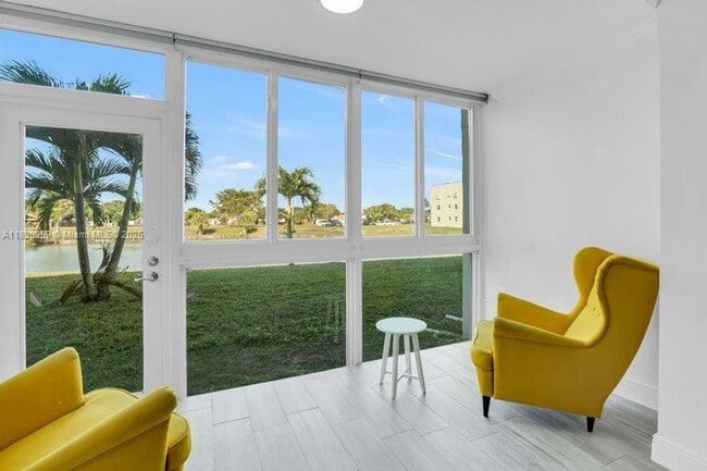 Photo - 8300 Sunrise Lakes Blvd Unit 102