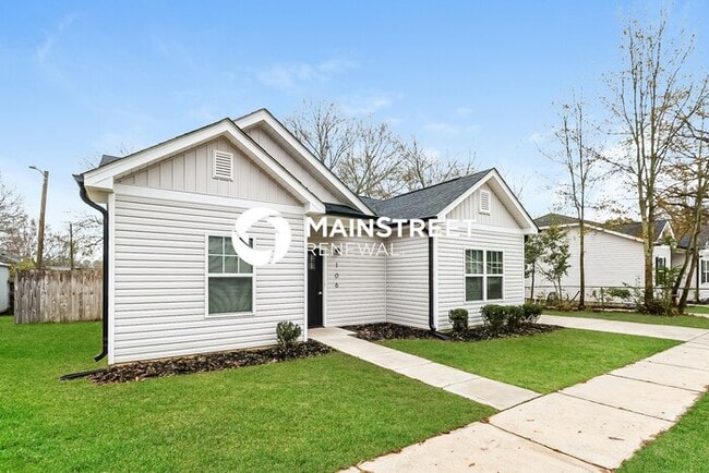 Photo - 3 Bedroom Pet-Friendly Home in GASTONIA, NC with Main Street Renewal