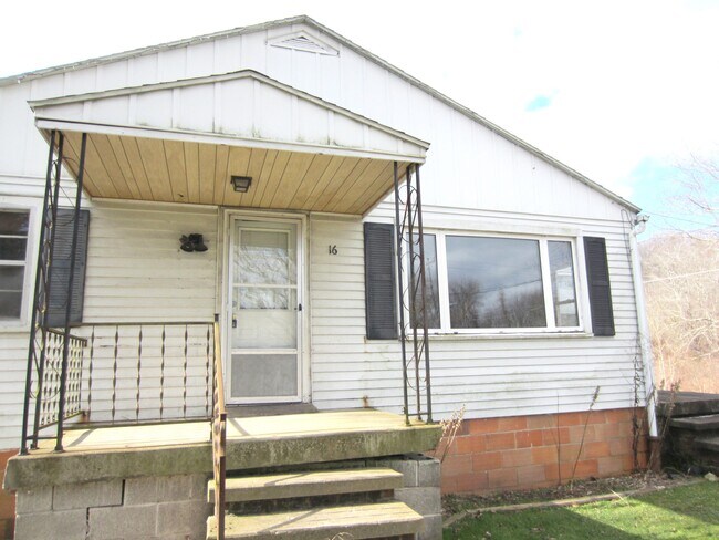 16 Spring St