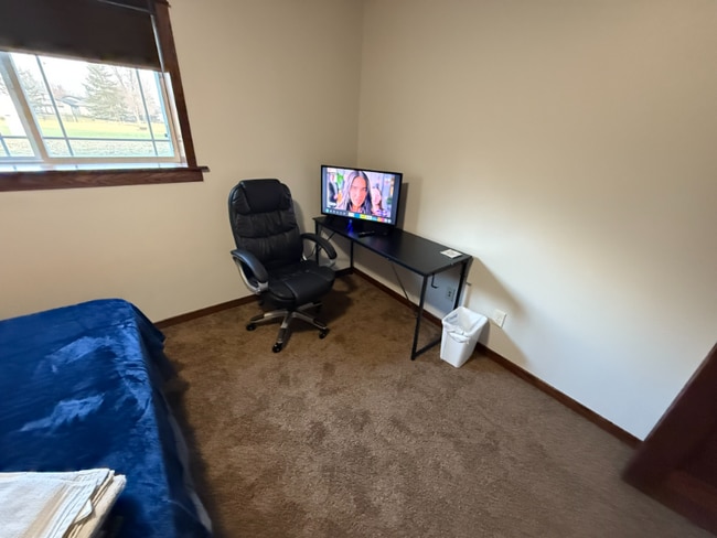 Photo - 1311 Camelot Dr