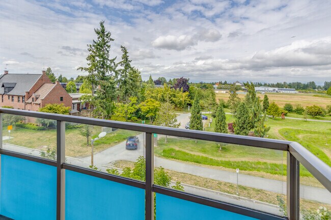 1BR, 1BA - 565SF - Camellia At The Gardens