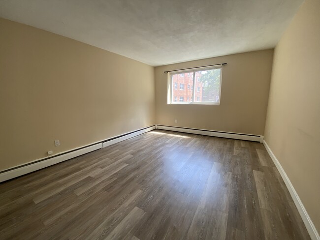 Photo - 123 Sewall Ave Apartments Unit 1A