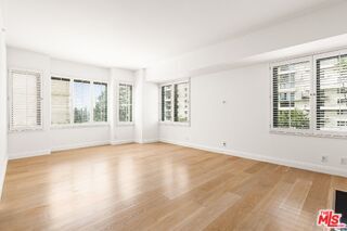 Photo - 10520 Wilshire Blvd