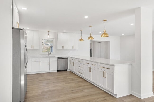 Photo - Renovated 4 Bed, 4 Bath Single Level Home, No HOA