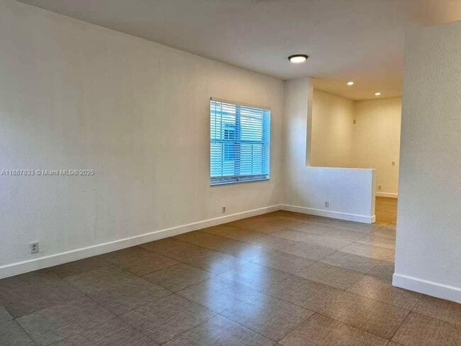 Photo - 1761 Aspen Ln Unit HOMES