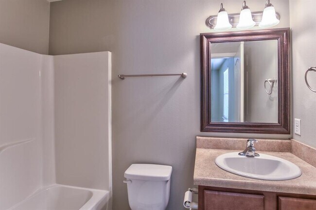 Photo - 1956 Corvallis Ave Unit 1956