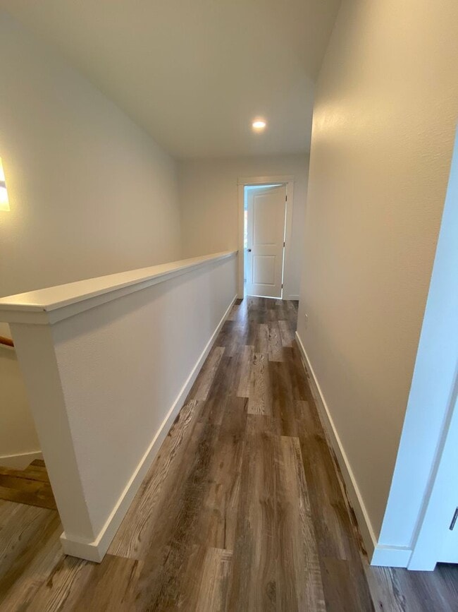 Photo - 2619 E 14th St Unidad B