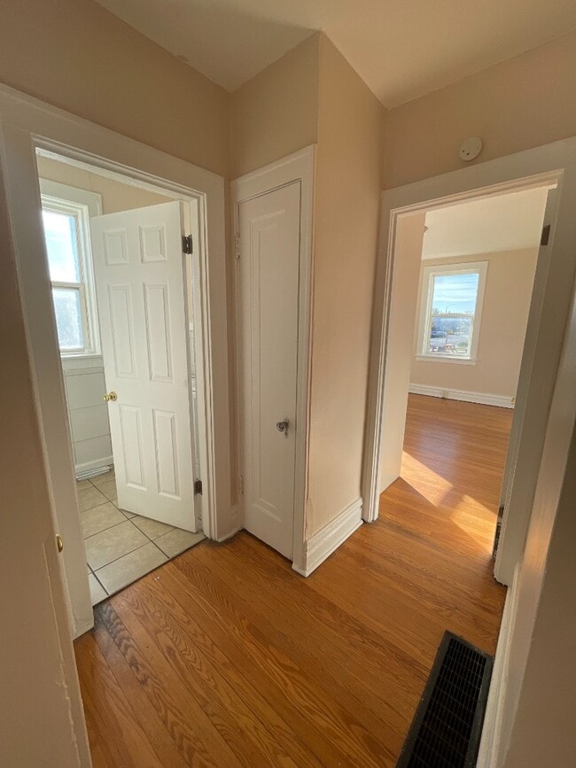 Photo - 3449 Morganford Unidad 2S