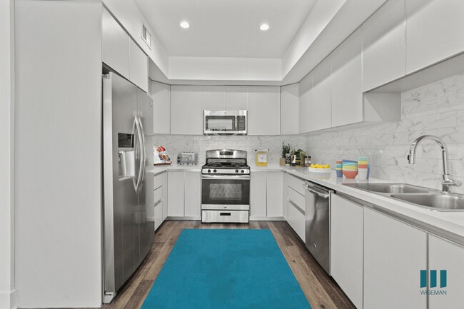 Full-Size Kitchen with Energy-Efficient Appliances