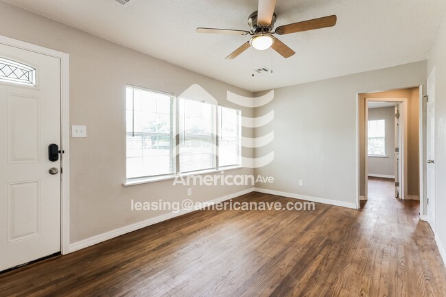 Photo - 4017 Dogwood Dr