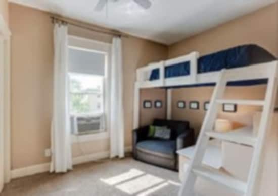 Photo - 896 Westminster St Unidad 896