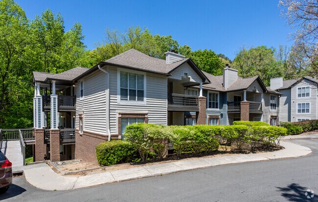 University Ridge Apartments