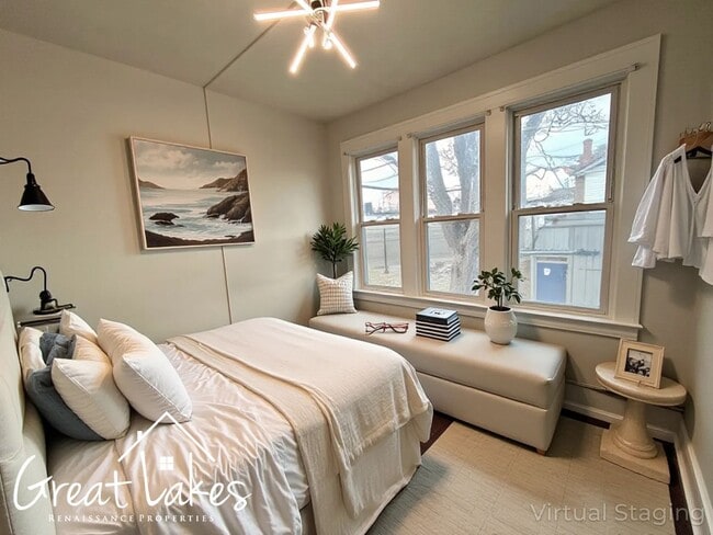 Photo - 3827 Trowbridge St Unit 3827 FL1