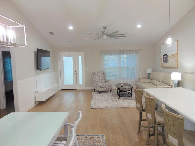 Photo - 451 Tanager Rd