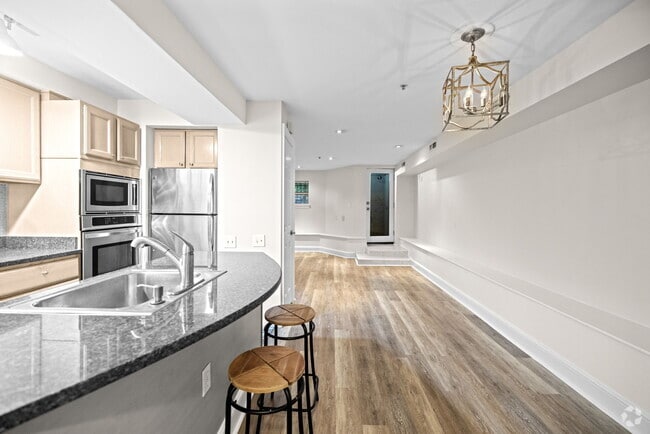 Building Photo - 1759 T St NW Unit G Rental