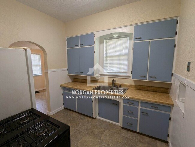 Photo - 2024 N B St