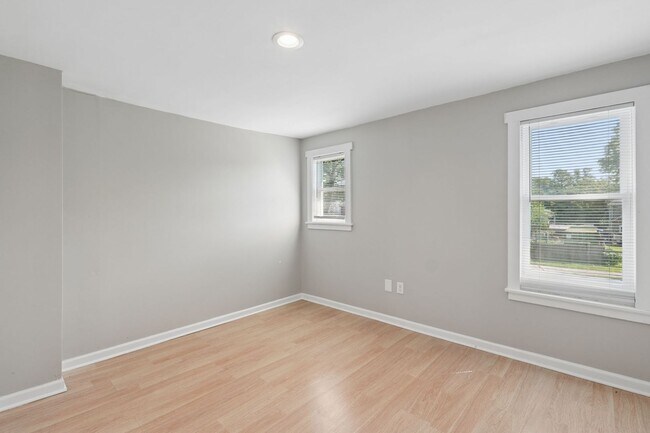 Photo - 76-78-78 Hayden Ave Unidad 76 Hayden Ave
