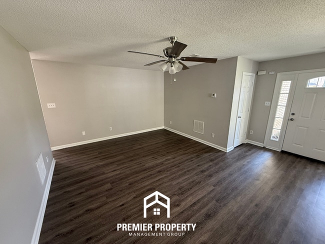 Photo - Move-In Ready 3BR Home in 38128 - Hardwood Floors, Attached Garage & Private Yard