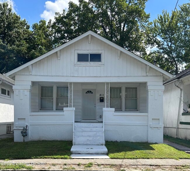 Photo - 811 Sutcliffe Ave House