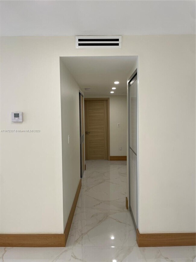 Photo - 20301 NE 30th Ave