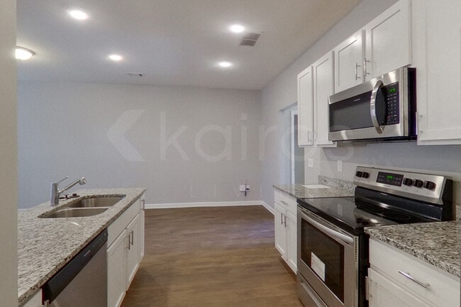 Photo - 232 Long Is Dr