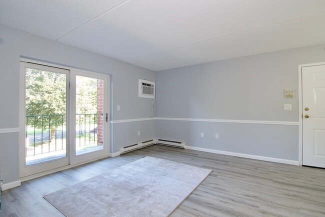 Photo - 22 Maple Crest Cir Unit E