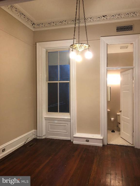 Photo - 1906 Fairmount Ave